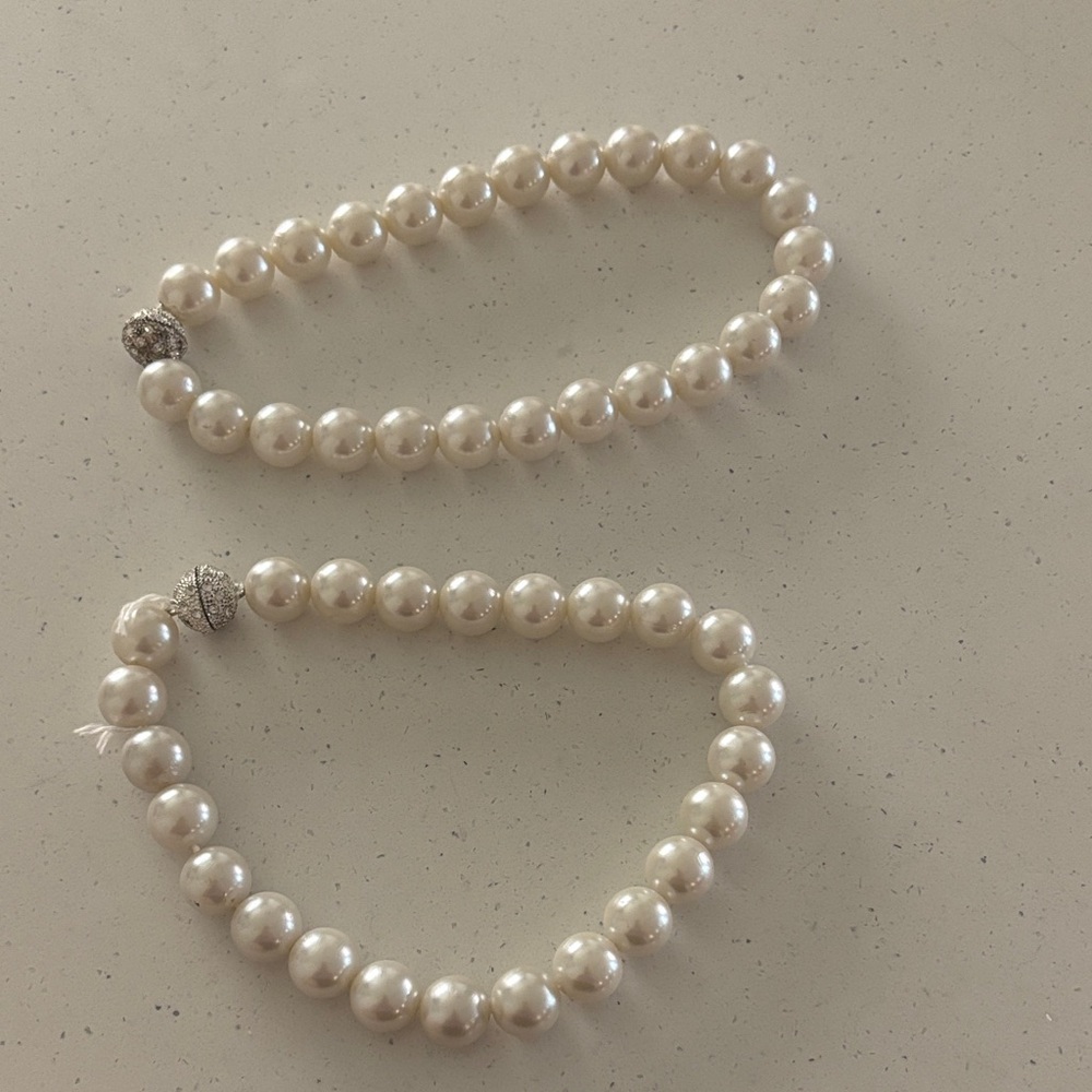 Pearl Curtain Tiebacks with Sparkle Clasp